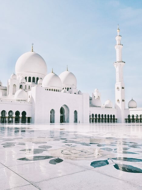 رحلات إلى أبو ظبي