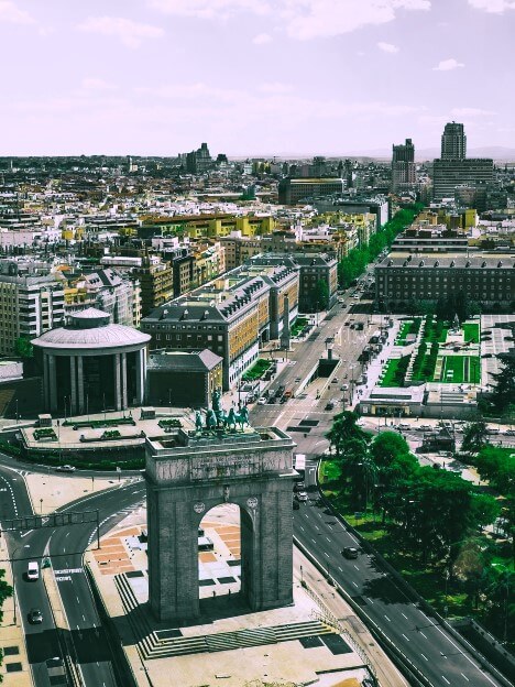 رحلات إلى مدريد